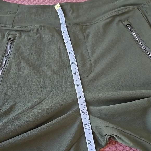 Athleta Trekkie North Aspen Olive High Rise Joggers - Picture 10 of 16
